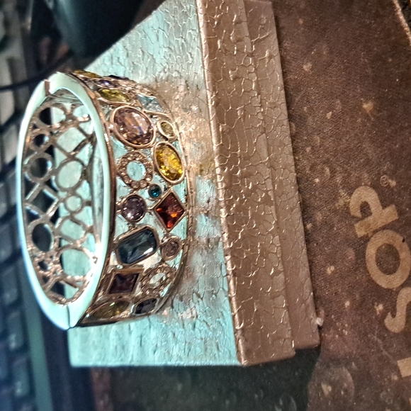 Jewelry - Silvertone Multi Colored Glass Cabochons Bracelet